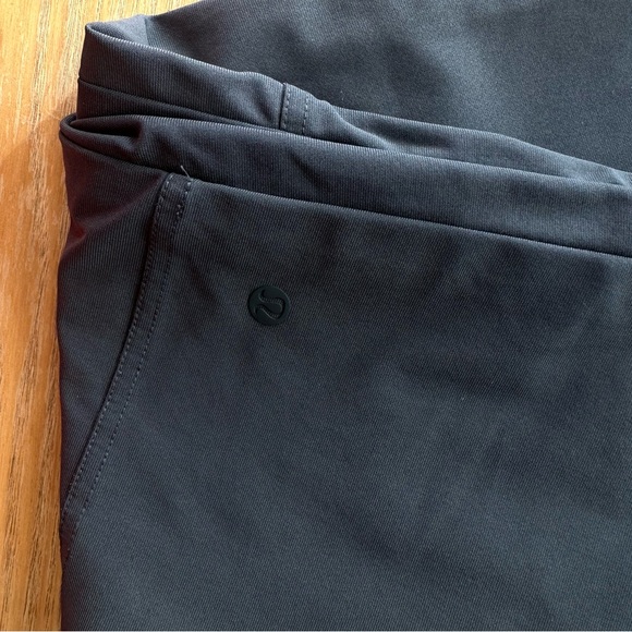 Mens ABC Classic fit Lululemon pants - Picture 7 of 7